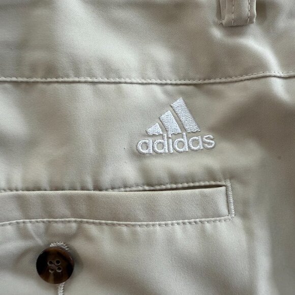 Mens ADIDAS golf CARGO shorts sz 32 waist Soft Smooth Fabric - Picture 5 of 5